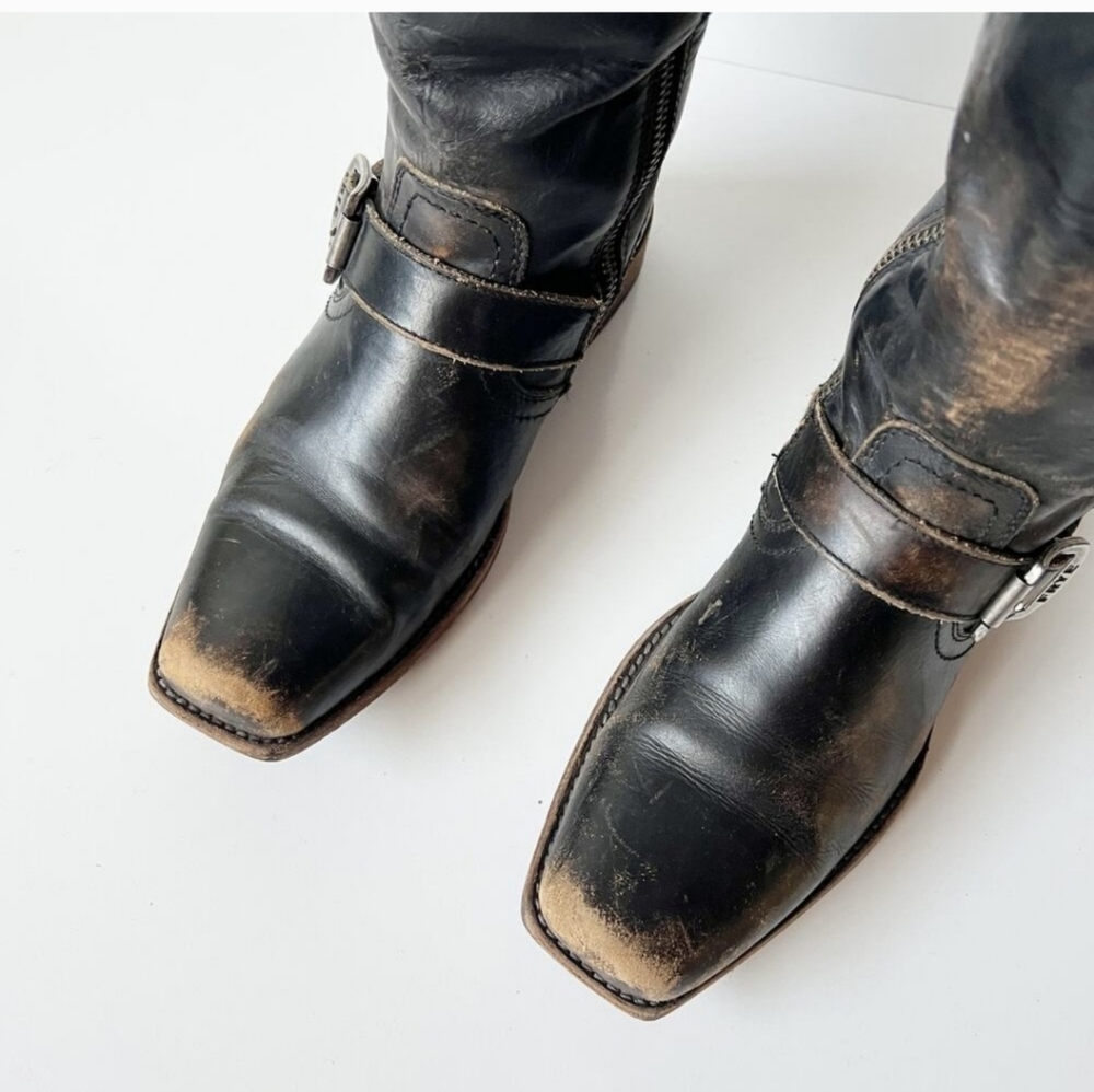 Frye Knee High Distressed Leather Boots Square Toe Engineer Buckle Biker 7.5 - Picture 2 of 7